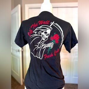 Women’s Vans Graphic Tee size Small